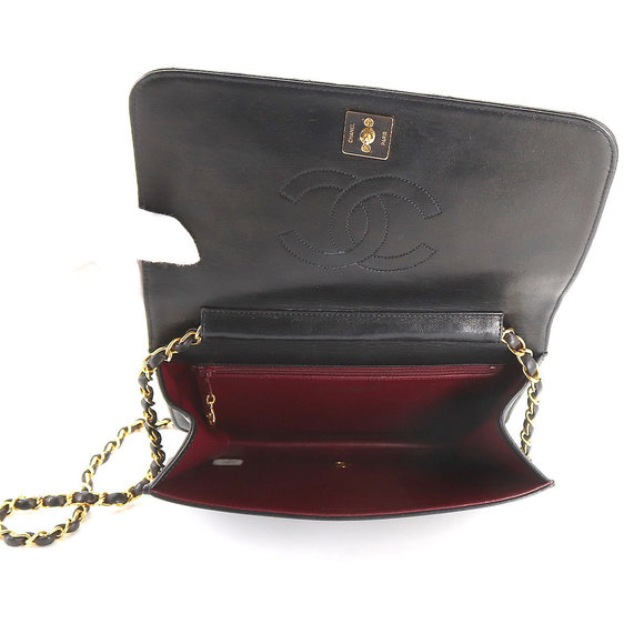 Chanel Matelasse Chain Shoulder Bag Leather Black Gold Hardware Push Lock - Picture 6 of 8